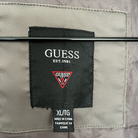 Guess Gray Windbreaker with Hood and Ribbed Cuffs size Xl - Picture 6 of 7